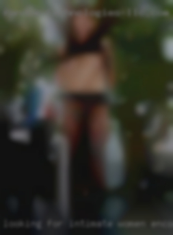 Looking for intimate women encounters in Blandon.