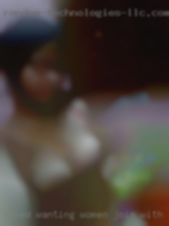 Naked wanting women join with nekedman.